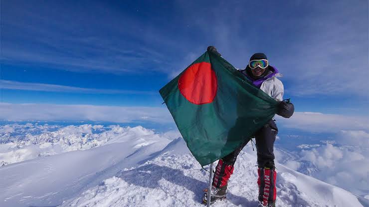 আলোর অভিযাত্রী - শাহনাজ পারভীন